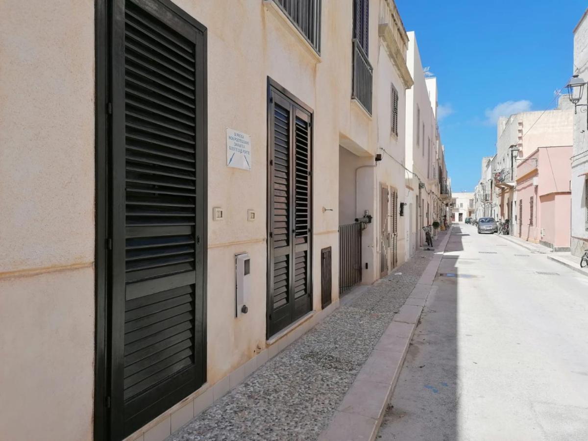 Favignana In Centro Apartment ภายนอก รูปภาพ